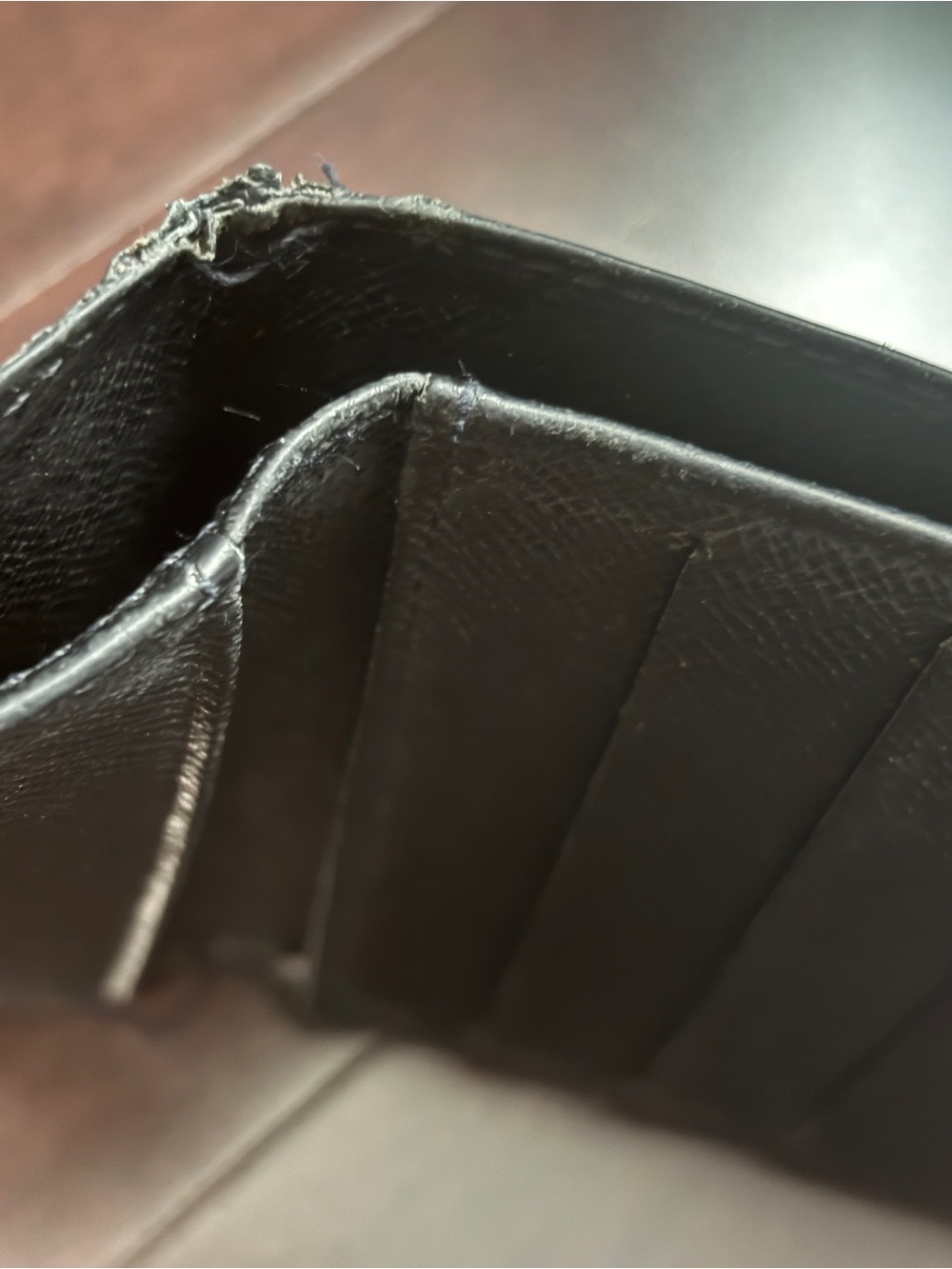 AUTHENTIC 2002 Louis Vuitton Wallet - Made in Spain - Picture 5 of 8